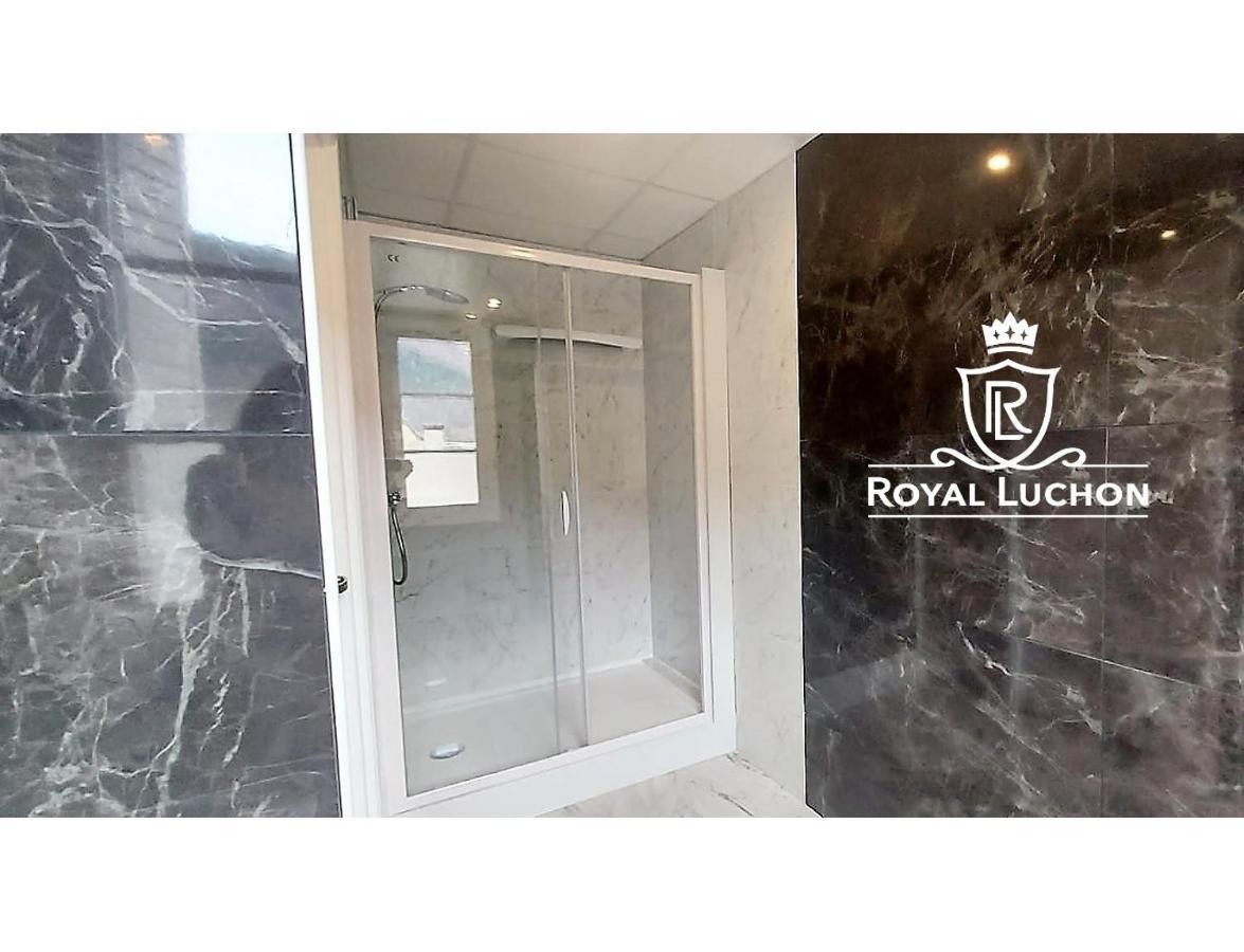 Royal Luchon Aparthotel Bagneres-de-Luchon Exterior photo
