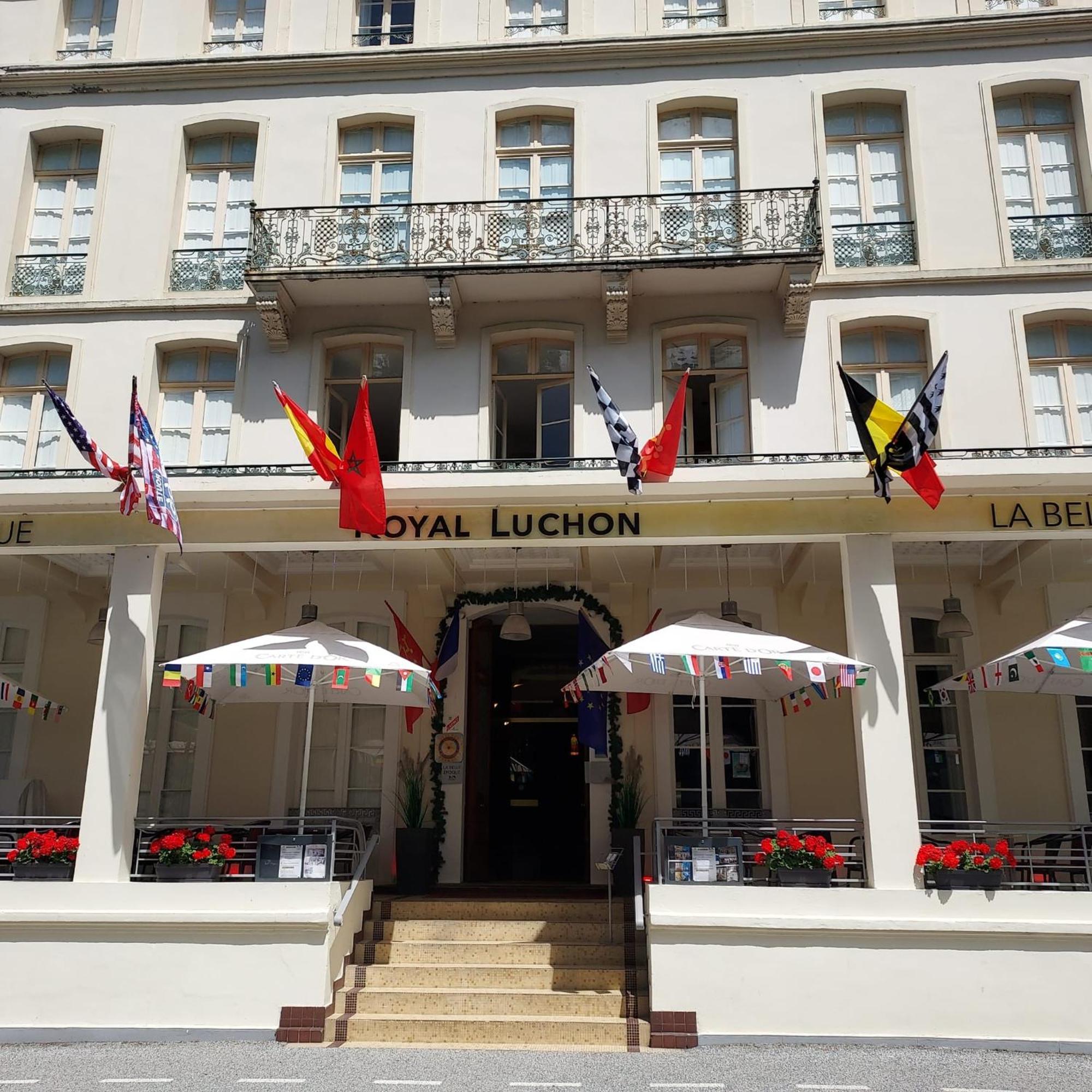Royal Luchon Aparthotel Bagneres-de-Luchon Exterior photo